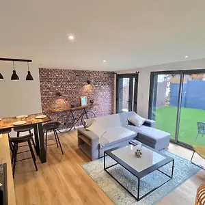 Villa Atypique Coeur De Avec Jardin, Vannes